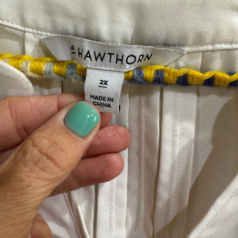 White Button-Up Blouse - Picture 3 of 6